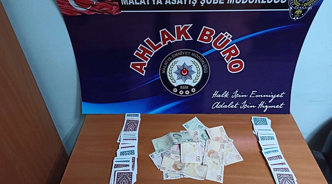 Malatya'da kumar oynayan 9 kişiye para cezası verildi