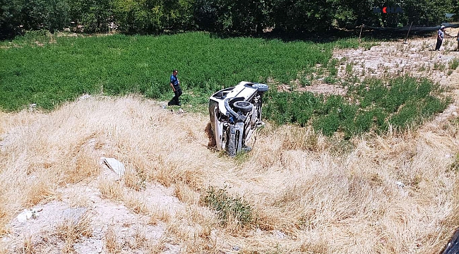 Malatya’da otomobil şarampole yuvarlandı: 2'si ağır 6 yaralı 