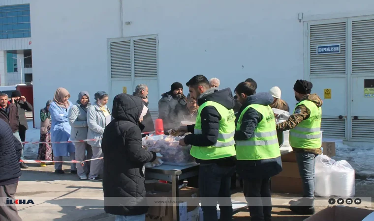 Elazığ'da dört kardeş hayır kurumu Malatya için seferber oldu