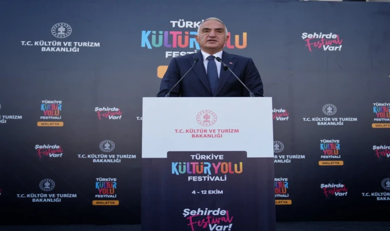 Bakan Ersoy: "Masum İnsanlar Bu Acıyı Hak Etmez"