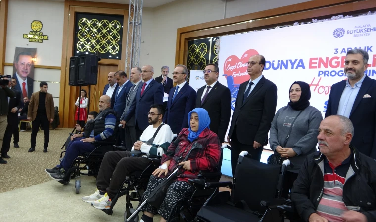 Büyükşehir’den 3 Aralık Dünya Engelliler Günü’nde Akülü Sandalye Desteği