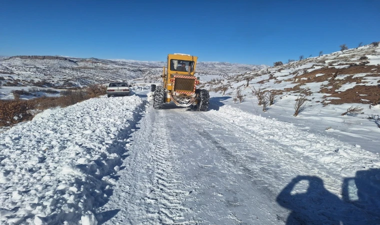 Malatya’da Kar Nedeniyle Kapanan Yollar Yeniden Açıldı