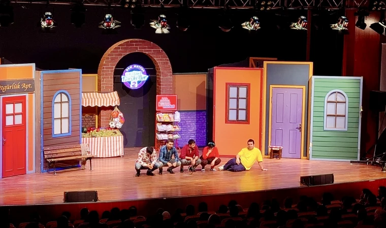 “Çok Güzel Hareketler 2” Malatya’da Kahkaha Dolu Anlara Sahne Oldu