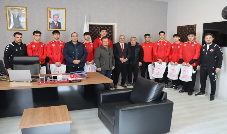 Grekoromen Güreşte Türkiye Şampiyonalarında Önemli Başarı