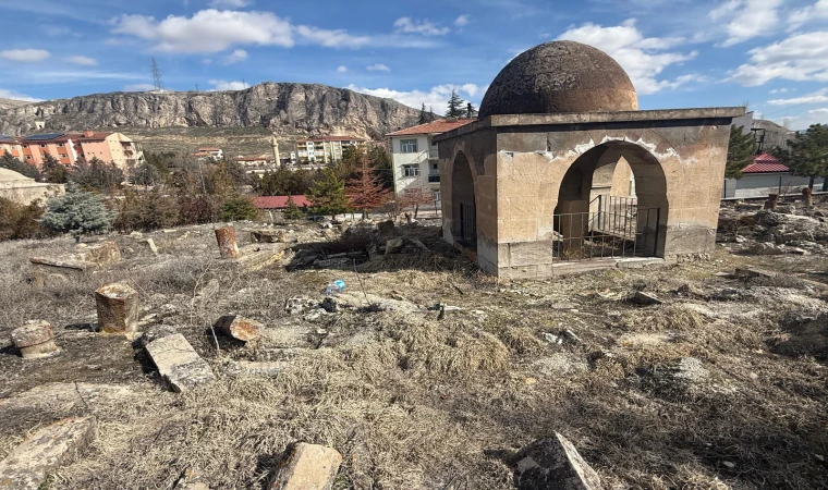 Tarihi Mezarlar İçin Koruma Çağrısı