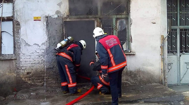 Malatya'da bir evde çıkan yangın korkuttu 