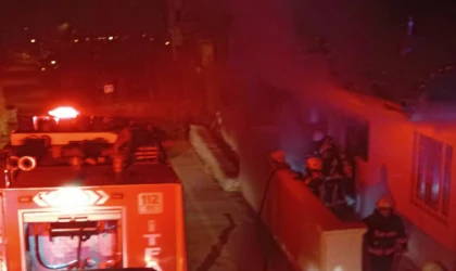 Malatya'da ev yangını: Dumandan etkilenen 1 kişi hastaneye kaldırıldı