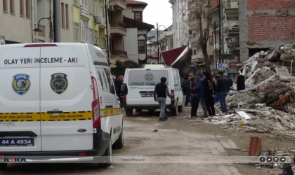 Malatya’da enkaz kaldırma çalışmasında bir ceset çıktı