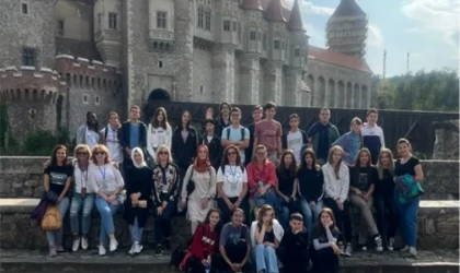 Malatyalı öğrenciler Avrupa'yı gezdiler
