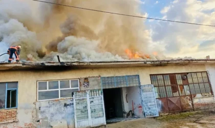 Darende’de feci yangın! Sanayi Sitesi yandı