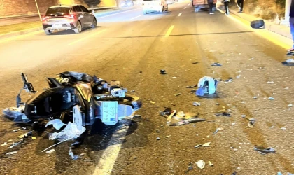 Malatya-Elazığ yolunda motosiklet traktör römorkuna çarptı: 1 yaralı