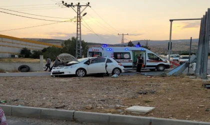 Malatya’da iki otomobil çarpıştı: 1 ölü, 2 yaralı