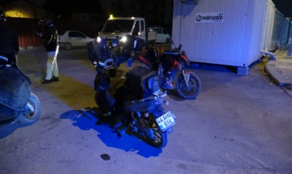 Malatya'da motokurye kazada yaralandı