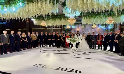 CHP Genel Başkanı Özgür Özel Malatya’da Nikah Şahidi Oldu