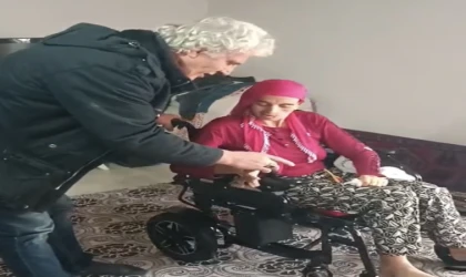 Malatya’da Hayırseverlerden Tekerlekli Sandalye Desteği