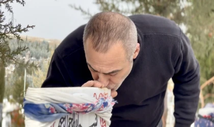 Depremde Ailesini Kaybeden Baba: “Benim Güneşim Söndü, Acım Hiç Dinmedi, Dinmeyecek”