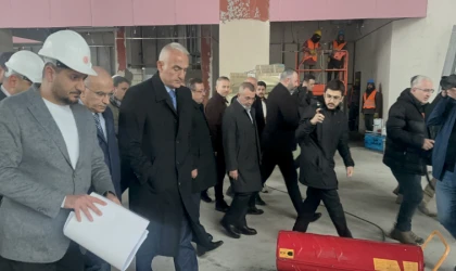 Kültür Ve Turizm Bakanı Ersoy, Sabancı Kültür Merkezi İnşaatında İncelemelerde Bulundu