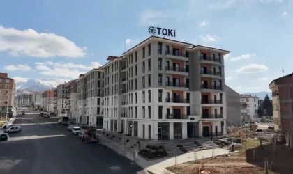 Vali Yavuz, Zaviye Mahallesindeki Konut Ve İş Yerlerinde Son Durumu Paylaştı