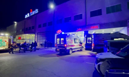 Arefe Gününde Trafik Kavgası: 2 Yaralı