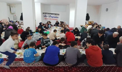 Faik Erdoğan Vakfı Camii’nde Tekne Orucu İftar Programı Düzenlendi