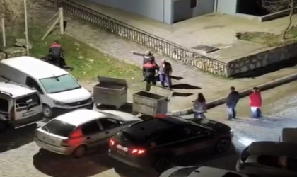 Komşular Devreye Girdi: Eski Eşini Rahatsız Eden Şahıs Hastanelik Oldu