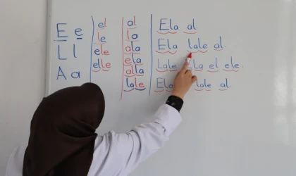 Battalgazi’de Okuma Yazma Seferberliği Yaşlı Vatandaşların Hayali Gerçek Oluyor