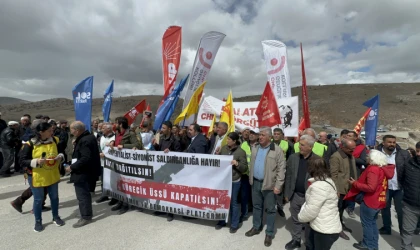 Kürecik’te NATO Protestosu, Grup Barikatı Aşamadı