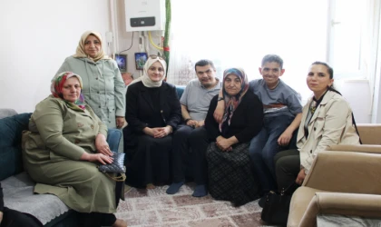 Özel Bireylerin Anneleri Unutulmadı