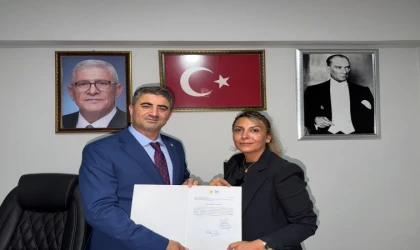 İYİ Parti Battalgazi İlçe Başkanlığı’na Mine Ökmen Atandı