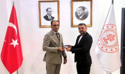 Türk Halk Müziği Sanatçısı Oktay Demirci’ye Bakanlıktan Prestijli Unvan