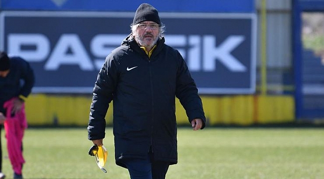 Mustafa Reşit Akçay'dan TFF'ye çağrı: Süper Lig 21 ya da 22 takımla devam etsin!