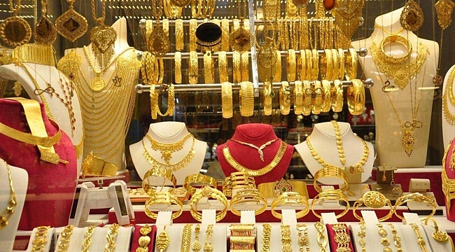 Altının gram fiyatı güne rekorla başladı