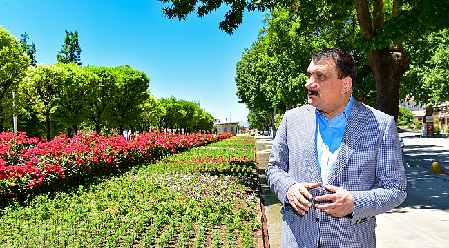 Başkan Gürkan, Sümerparkta incelemelerde bulundu