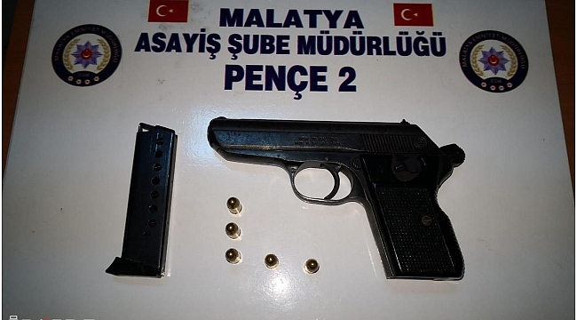 Malatya’da silah ve uyuşturucu madde ele geçirildi