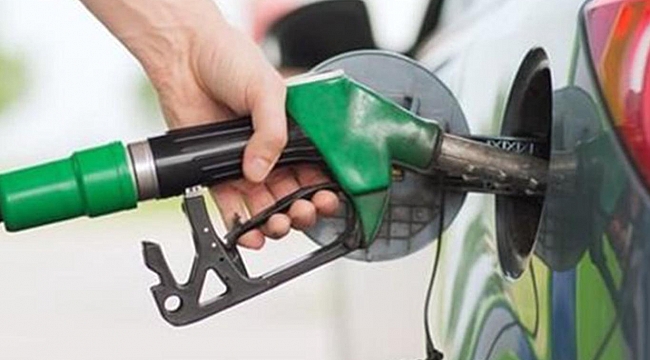 Benzin ve motorine zam geldi