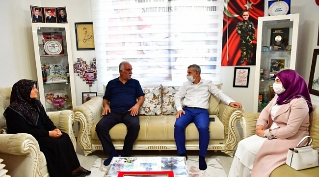 Şehit ailelerine bayram ziyareti
