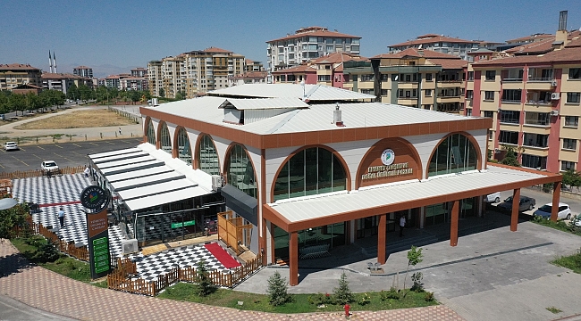 Yeşilyurt Belediyesi 2.Yeşil Gıda Marketi Hizmete Sundu