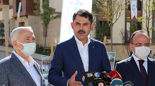 Elâzığ'da 8 bin konutun yıl sonu hak sahiplerine teslim edileceğini söyledi