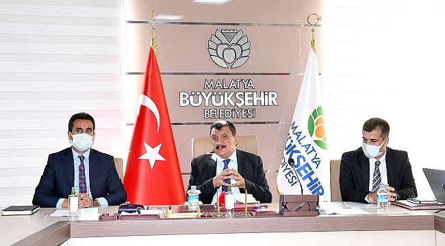 Malatya’da tabelalara "standart" getirilecek