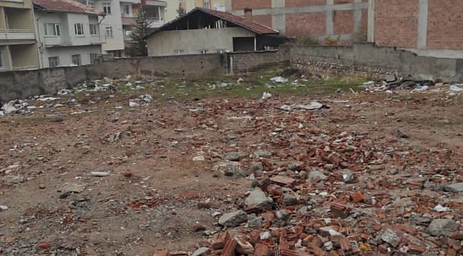 Malatya'da uyuşturucu yuvası haline gelen metruk binalar yıktırıldı