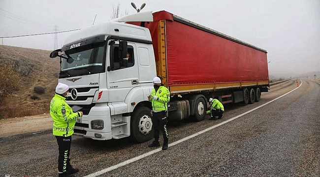 Malatya'da kış lastiği uygulaması: 238 araç sürücüsüne cezai işlem
