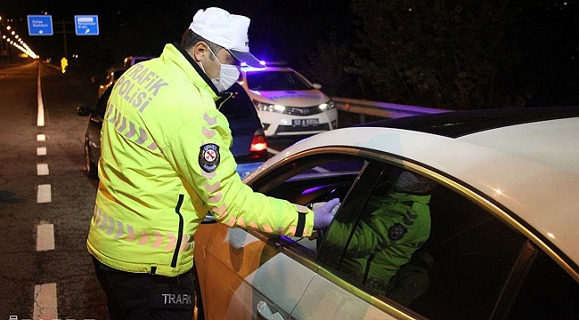 Sokağa çıkma kısıtlamalarını ihlal eden yaklaşık 30 bin kişiye işlem yapıldı