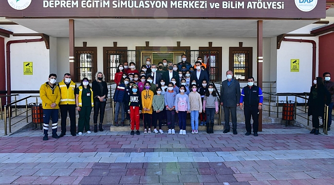 YEŞİLYURT BELEDİYESİ DEPREM TATBİKATI GERÇEKLEŞTİRDİ