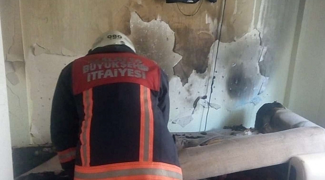 Evde çıkan yangın maddi hasara neden oldu