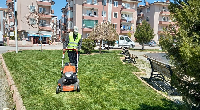 Yeşilyurt’ta Yeşillendirme Hizmetleri Hız Kazandı