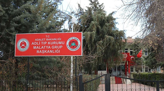 Malatya'da bir apartman boşluğunda erkek ceset bulundu