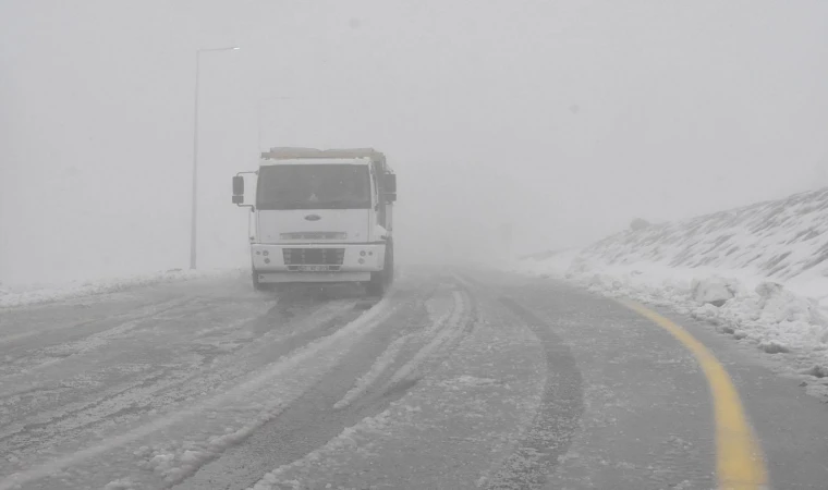 Malatya-Sivas kara yolunda ulaşım normale döndü