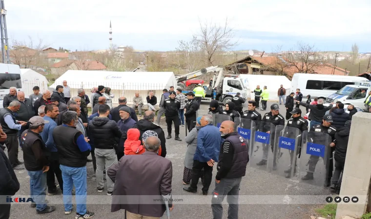 Deprem bölgesi Malatya’da baz istasyonu gerginliği