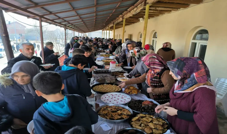 Depremzede kadınlardan Filistin'e destek kermesi