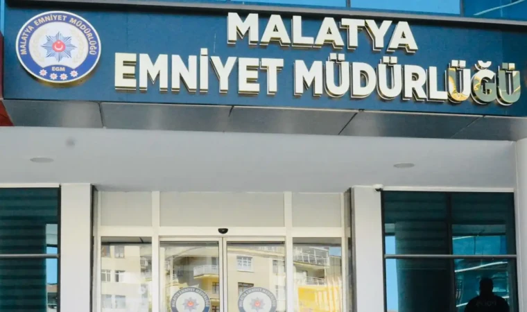 Araç kiralayarak hasarlı binadan hırsızlık yapan şahıslar yakalandı